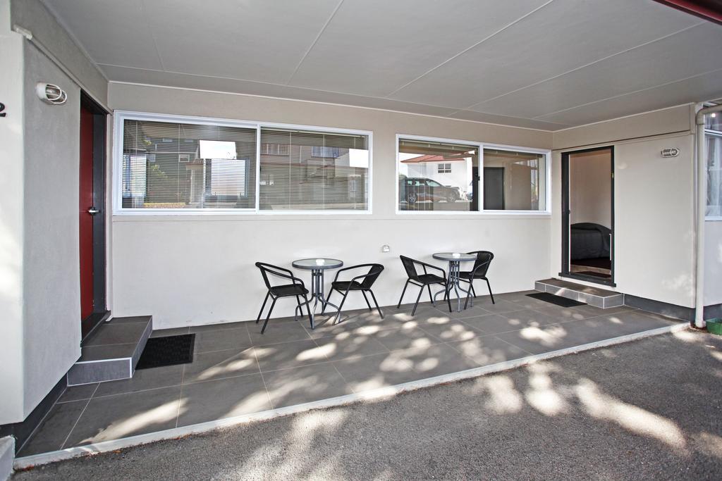 Touchwood Motor Lodge Pukekohe Стая снимка